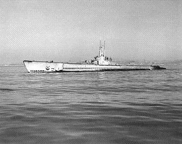 Photograph of Balao-class
                  submarine
