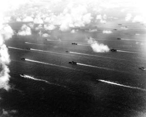 Photograph of 3 Fleet from the air in August 1945