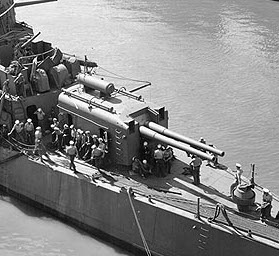 Photograph of 6"/53 gun turret